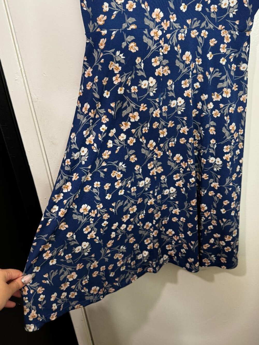 Kaileigh - L - Navy Blue Floral Wrap Dress - Picture 7 of 8
